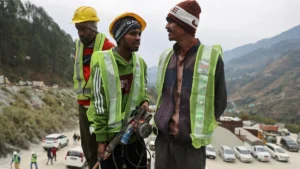 Kisah Pahlawan : ‘Tidak ada yang akan mengingat kita’: Pahlawan India ‘penambang lubang tikus’ yang membantu menyelamatkan 41 orang dari terowongan Himalaya 