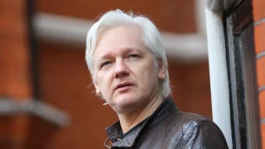 Alan Rusbridger: Mengapa nasib Julian Assange penting 