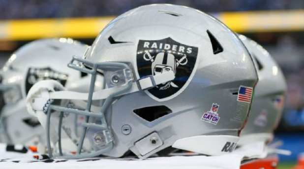 Raiders diam-diam kembali ke California Selatan untuk berkemah