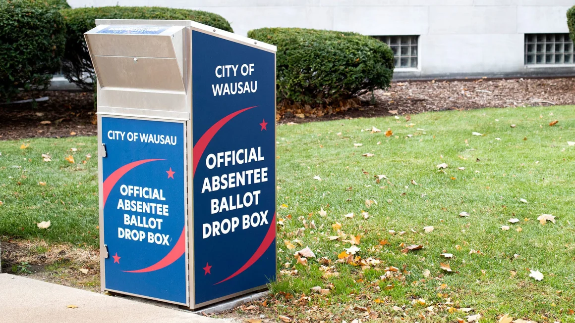 Mahkamah Agung Wisconsin akan mengizinkan perluasan penggunaan kotak penyerahan suara